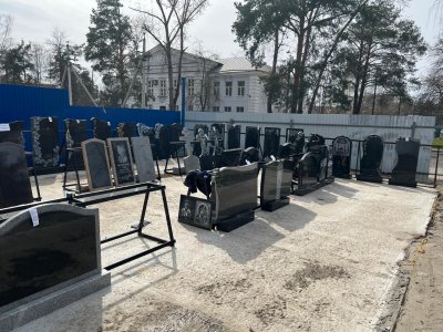 Выставка памятников в г. Выкса